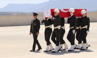 Şehit Piyade Teğmen Ömer Bağra, Siirt'te son yolculuğuna uğurlandı
