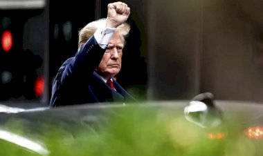 Trump, evine yapılan FBI baskınında pasaportlarının 'çalındığını' savundu