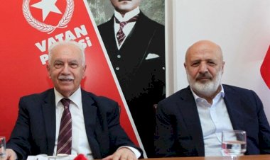 Ak Parti iktidarında Doğu Perinçek  ve Fehmi Koru denklemi!