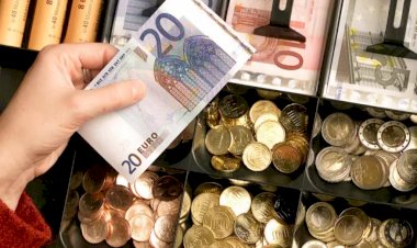 Euro Bölgesi'nde enflasyon, verilerin toplandığı son 25 yılın en yüksek seviyesine ulaştı