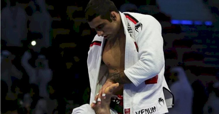 Brezilyalı Jiu Jitsu efsanesi Leandro Lo gece kulübünde başından vurularak öldürüldü