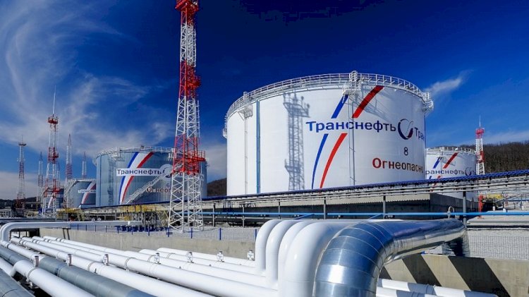 Rus şirketi Transneft duyurdu: Rusya, Ukrayna üzerinden petrol sevkiyatını durdurdu