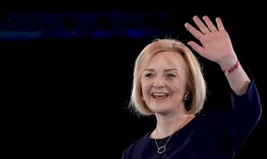 İngiltere'de Johnson'dan boşalan başbakanlık koltuğuna Liz Truss seçildi