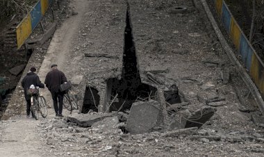 Rusya Harkiv'de sivil hedefleri vurdu