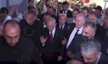 Ankara'da ülkücülerle buluştu: Kılıçdaroğlu'na 'Bozkurt Kemal' karşılaması 