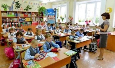 Rusya'da yeni eğitim dönemi: Ukrayna'da savaş değil 'özel operasyon' yürütülüyor