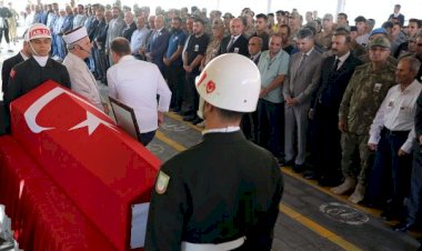 Suruç şehidine veda