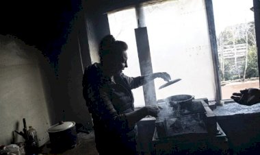 Ukrayna'daki savaşta üç ay sığınakta kalan İzyumlu aile yaşadıklarını anlattı
