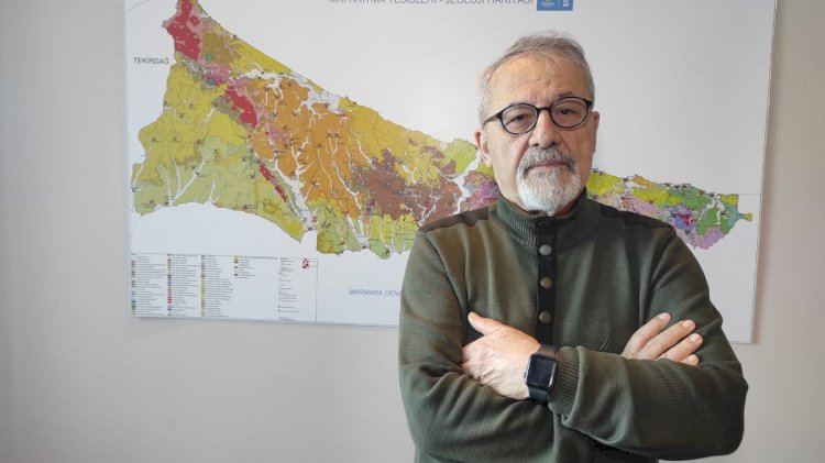 Naci Görür'den endişelendiren uyarı: Dün geceden beri hareketlilik var