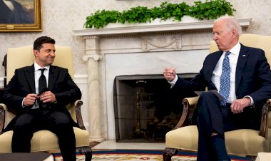 Biden’dan Zelenskiy’e Rusya’ya karşı “süresiz” destek sözü