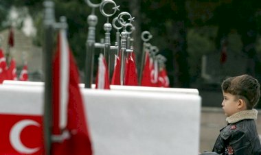 Mersin'de şehit çocuğunu PKK'lı diye gözaltına aldılar