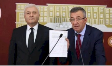 CHP Sansür Yasasını AYM'ye taşımaya hazırlanıyor. Tartışmalı madde Meclis’ten geçmişti