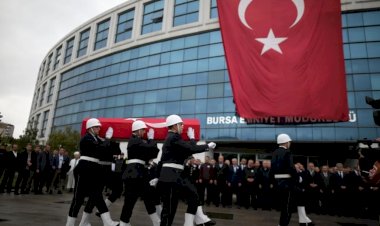 Şehit polisin cenazesi törenle Sakarya'ya uğurlandı!