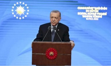Financial Times: Erdoğan seçim öncesi harcama çılgınlığında vites yükseltiyor
