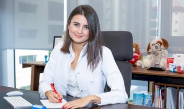 BEBEĞİNİZİ UZUN SÜRE EMZİREREK ASTIM OLMASINI ENGELLEYİN!