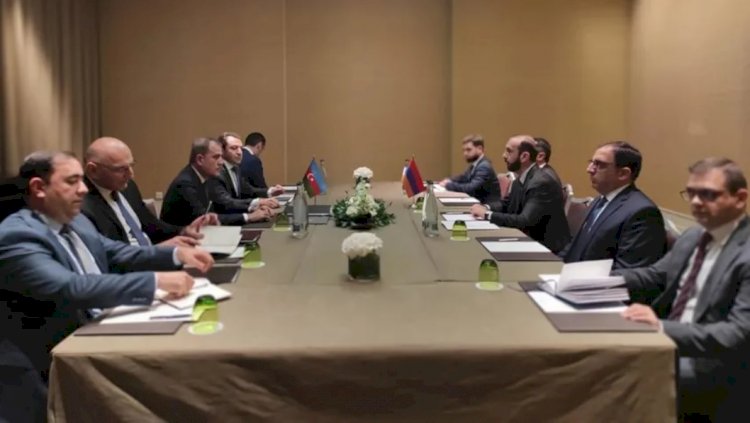 Azerbaycan ve Ermenistan dışişleri bakanları 'barış şartları'nı Cenevre'de görüştü