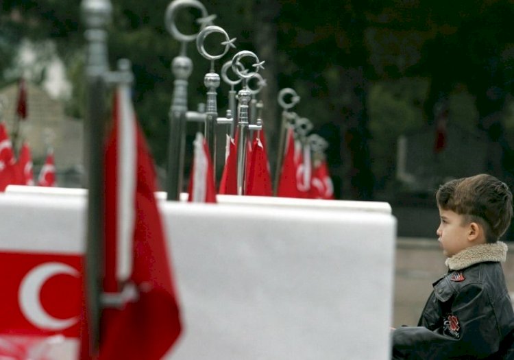 Mersin'de şehit çocuğunu PKK'lı diye gözaltına aldılar