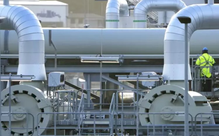 Almanya, Putin'in Kuzey Akım 2'den doğal gaz sevkiyatına başlama teklifini reddetti