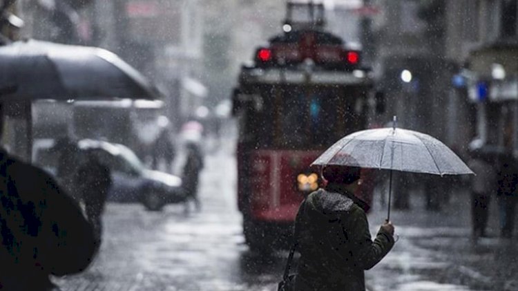 Şemsiyesiz dışarı çıkmayın: Gök gürültülü sağanak yağış geliyor