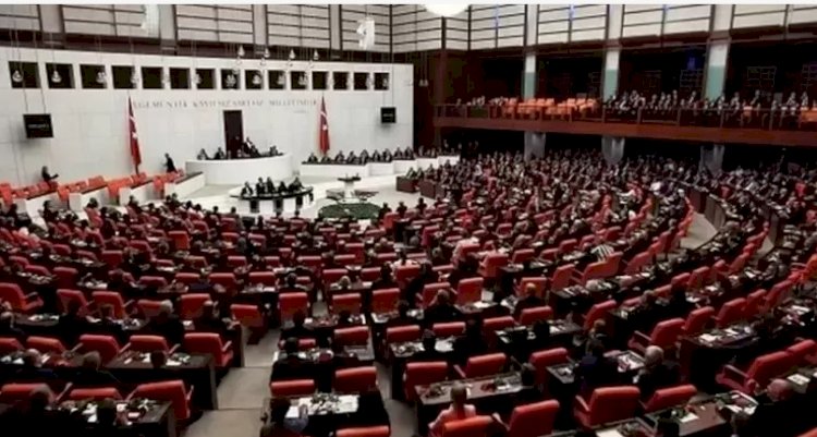 Dezenformasyon Yasası: Hapis cezası öngören 29. Madde aynen kabul edildi