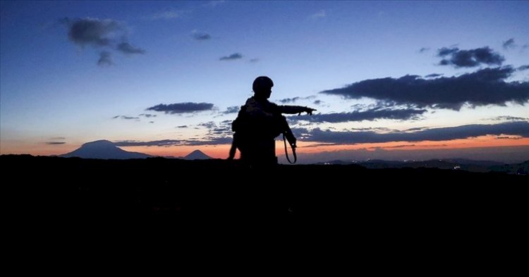 Van'da teröristlerle çatışma: Uzman Çavuş Kürşat Sert şehit oldu