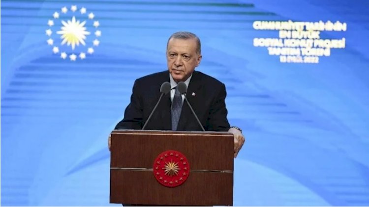 Financial Times: Erdoğan seçim öncesi harcama çılgınlığında vites yükseltiyor