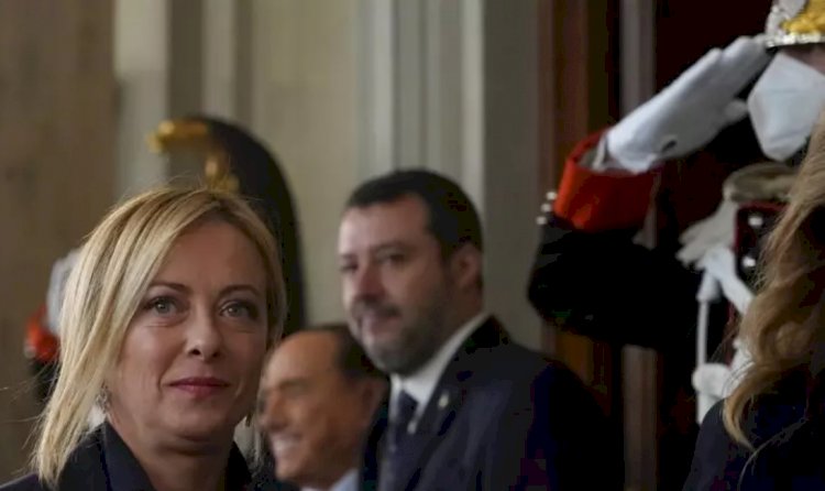 İtalya'da hükümet krizi bitti: Giorgia Meloni ilk kadın başbakan oldu