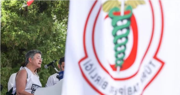 AKP, TTB ve diğer meslek örgütlerinde yapısal değişikliği yeniden gündemine aldı