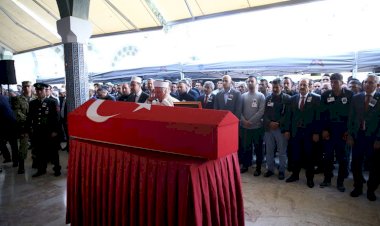 Şehit Astsubay Kıdemli Çavuş Özkan Demir, Mersin'de son yolculuğuna uğurlandı