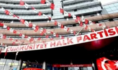 CHP'de 'adaylık istifası' genelgesi: Belediye başkanlarına adaylık yolu kapandı mı?