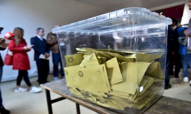 Erken seçim mi geliyor? AK Parti'nin teşkilatlara gönderdiği o yazıda dikkat çeken ayrıntı