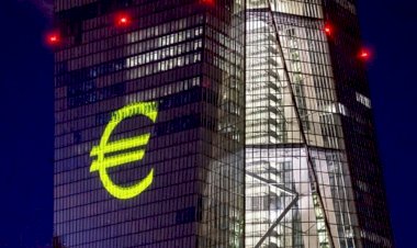 Avrupa Merkez Bankası Başkanı Lagarde: Enflasyon henüz zirve yapmadı