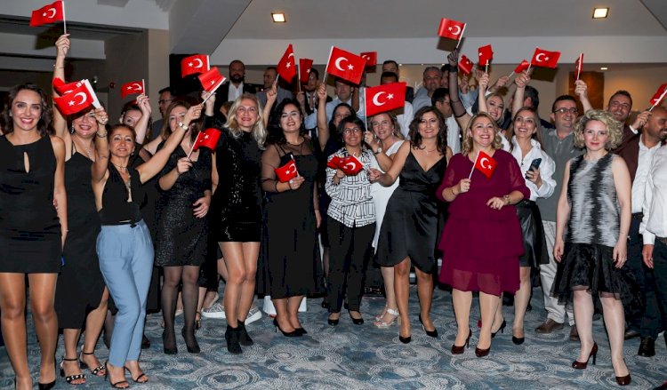 Ege Üniversitesi mezunu doktorlar 20. Yılını kutladılar