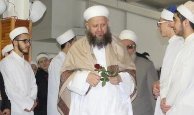 Hiranur Vakfı, 6 yaşındaki kızını 'evlendiren' Gümüşel için geçmişini sitesinden sildi