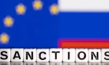 AB'nin Rus Petrolüne Ambargosu Başladı