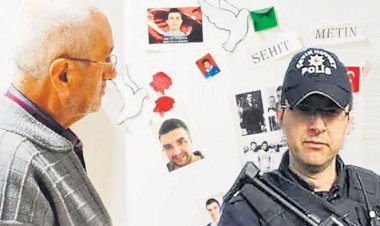 Şehit oğlunun maaşıyla 10 çocuğa burs veriyor