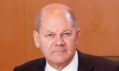 Olaf Scholz Şimdiden Adaylığını İlan Etti