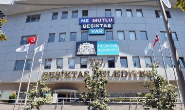 Beşiktaş Belediyesi'ne operasyon: Eski başkan aranıyor