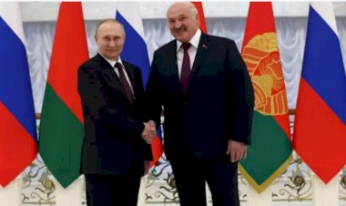 Putin ve Lukaşenko, Minsk'te görüştü; Ukrayna, Belarus sınırında savunmasını güçlendirecek