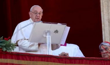 Papa Francesco: Ukrayna'daki anlamsız savaş derhal sona ermeli
