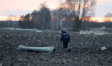 Belarus: Ukrayna'ya ait S-300 füzesini düşürdük