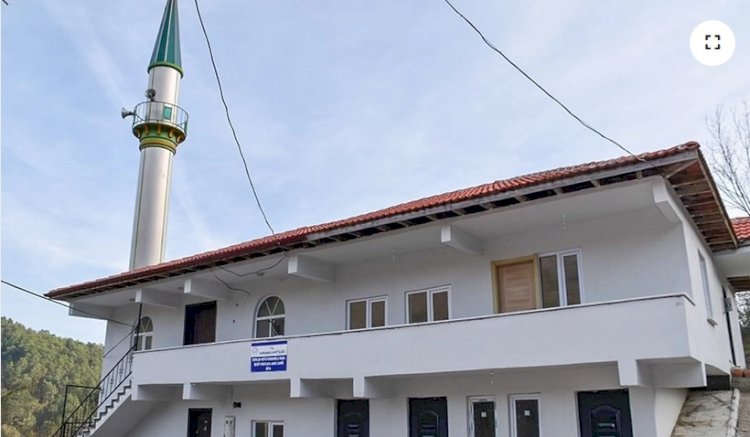 Şehit babası oğlu adına cami yaptırdı