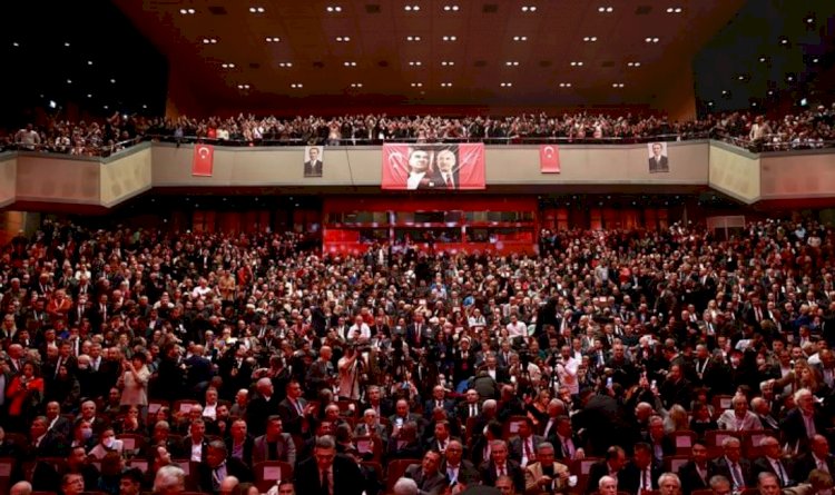 Kılıçdaroğlu: Siyasetle siyaset üstü liyakatli kadrolar bir arada çalışacak
