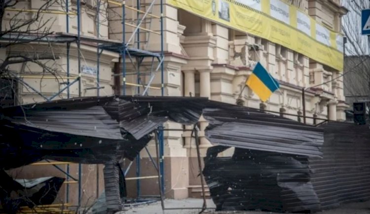 Ukraynalı yetkililer, Rusya'nın müzedeki sanat eserlerini yağmaladığını iddia etti