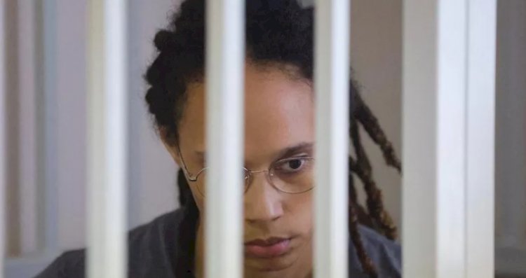 Rusya, ABD'li basketbolcu Brittney Griner'ı serbest bıraktı
