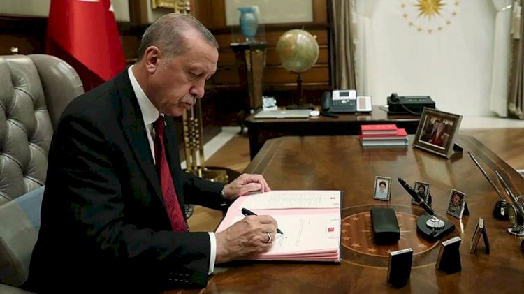 Cumhurbaşkanı Erdoğan 9 rektör, 16 büyükelçi atadı