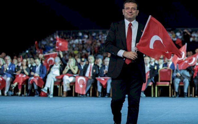 İmamoğlu davası: Savcı siyasi yasak talep etti; İBB Başkanı, halkı Saraçhane'ye çağırdı