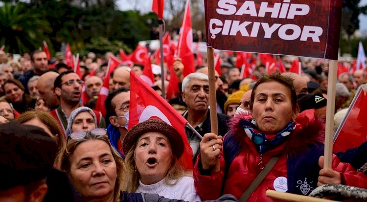 "Dünün mazlumları bugünün zalimlerini oynuyor"