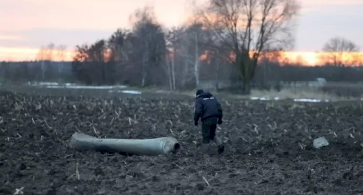 Belarus: Ukrayna'ya ait S-300 füzesini düşürdük