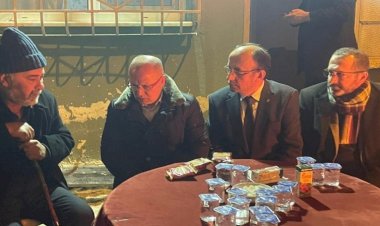 AK Parti’den Sinan Ateş’in ailesine ziyaret: Erdoğan'ın selamını getirdiler